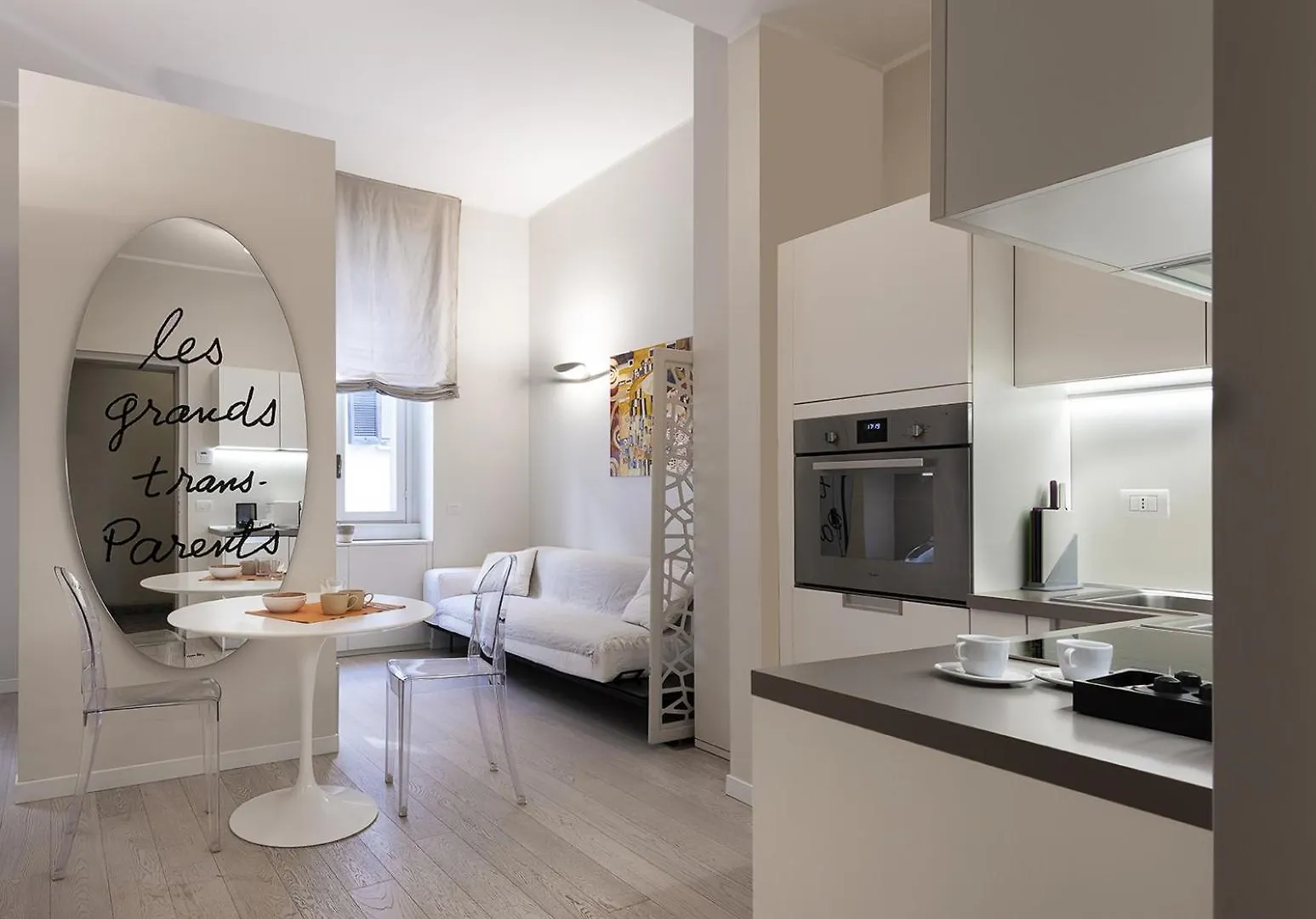 Apartment Fifty Eight Suite Milan Repubblica Italy